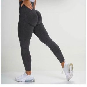 Black Speckled NVGTN leggings